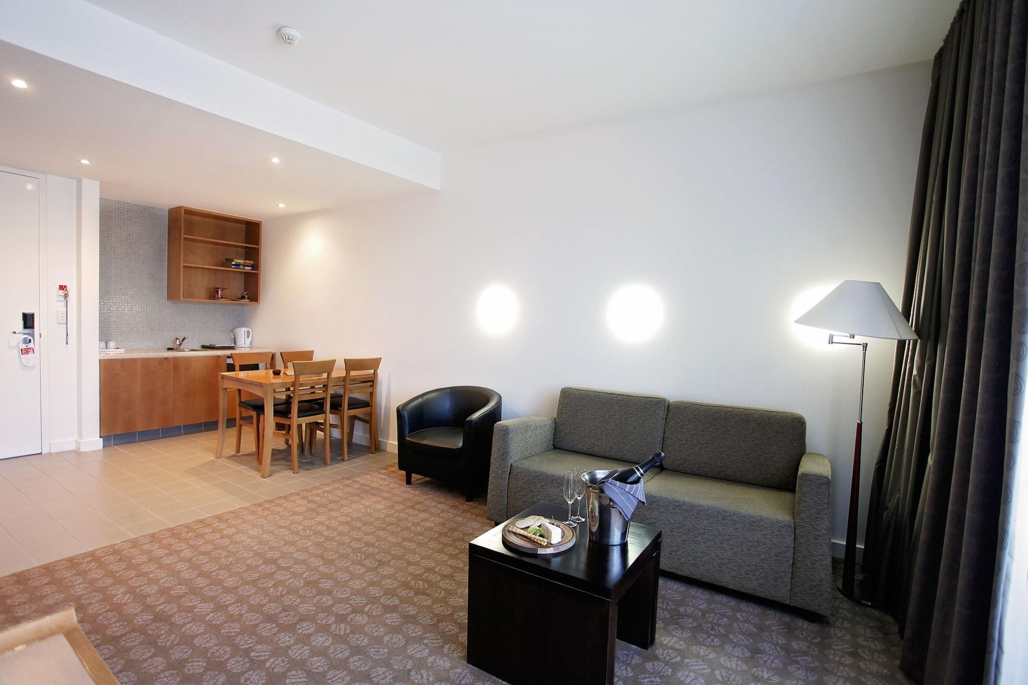 โรงแรมโกลเดน เพบเบิล Wantirna ภายนอก รูปภาพ