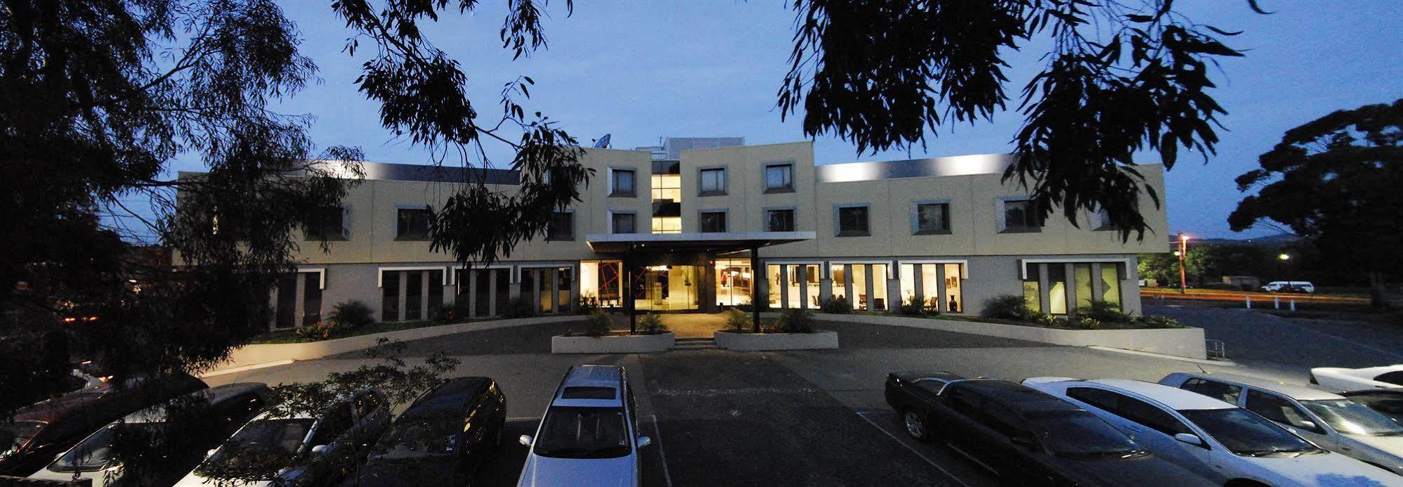 โรงแรมโกลเดน เพบเบิล Wantirna ภายนอก รูปภาพ